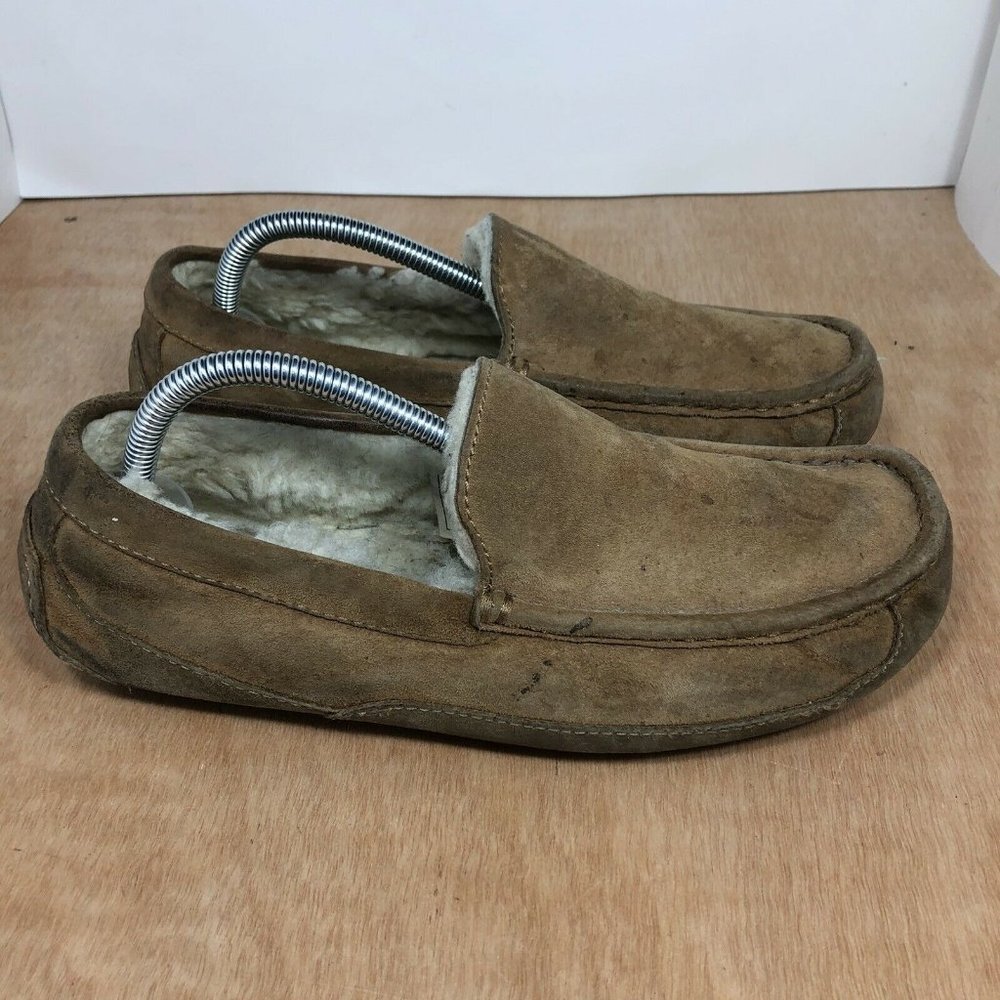 UGG Australia Ascot 5775 Gray Brown Suede men sz 9
